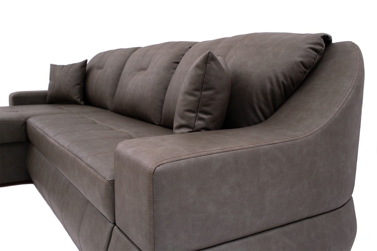 full_image31741585928753_3